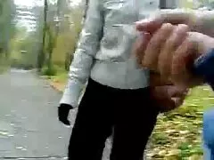 Il ragazzo preoccupato scuote il suo piccolo cazzo peloso ogni mattina video gratis lesbo mature