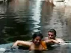 Sono xxx lesbo gratis andato a pescare e ci siamo scopati la ragazza del villaggio.