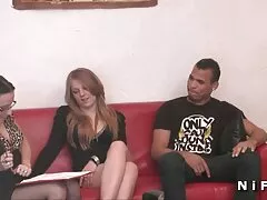 Il ragazzo ha portato la sua ragazza sexy nella foresta e ha messo un gambero su un albero, ha scopato la troia duramente, a loro non importa molto film lesbo porno gratis della neve e del freddo, perché la figa della cagna e il cazzo del ragazzo brillano di emozione.