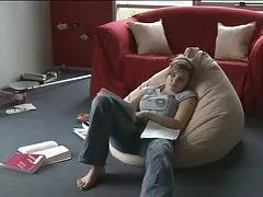 Confuso massaggi lesbo video cagna, che dolce cazzo? Nero o bianco?